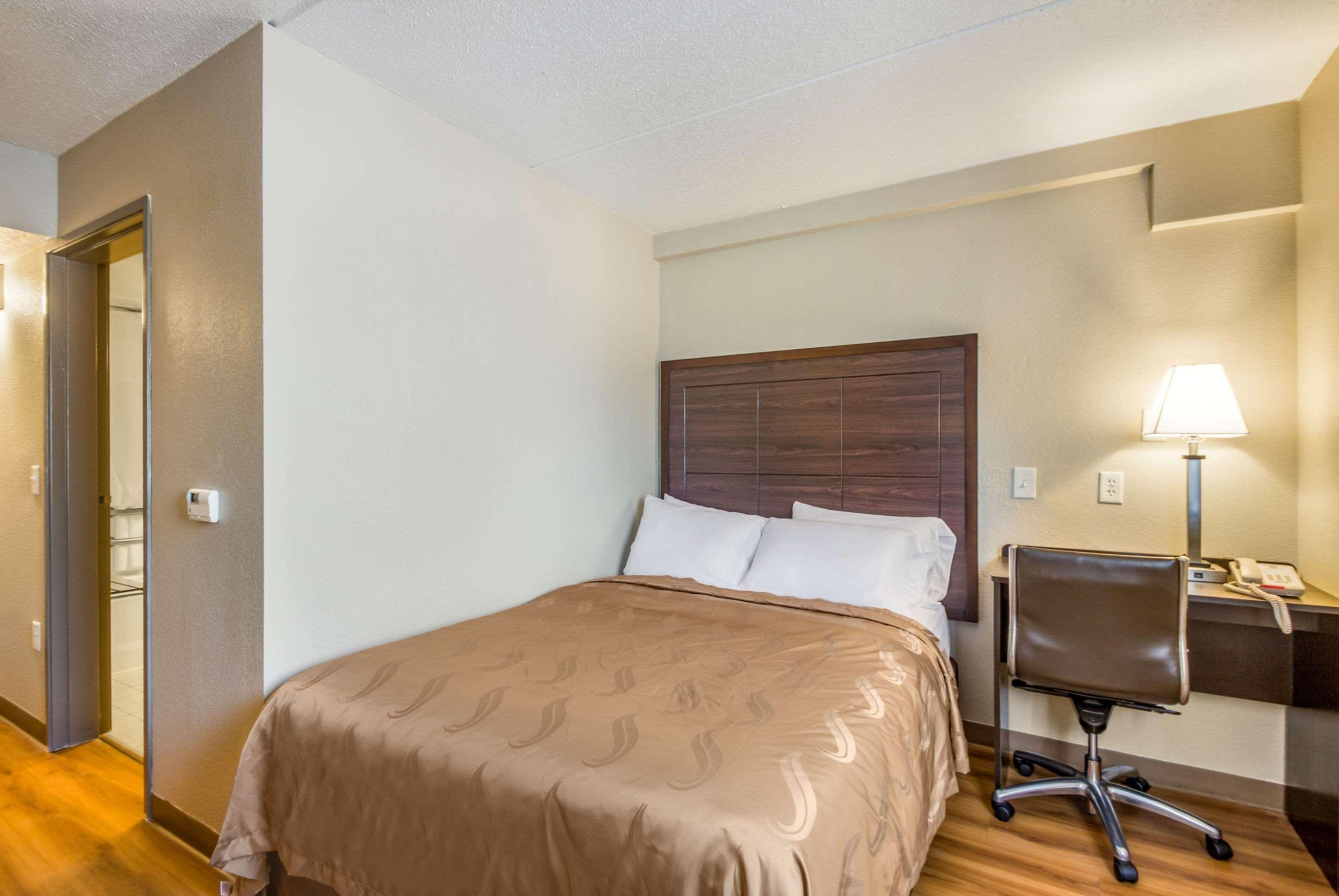 Americinn By Wyndham Madison Wi Екстериор снимка